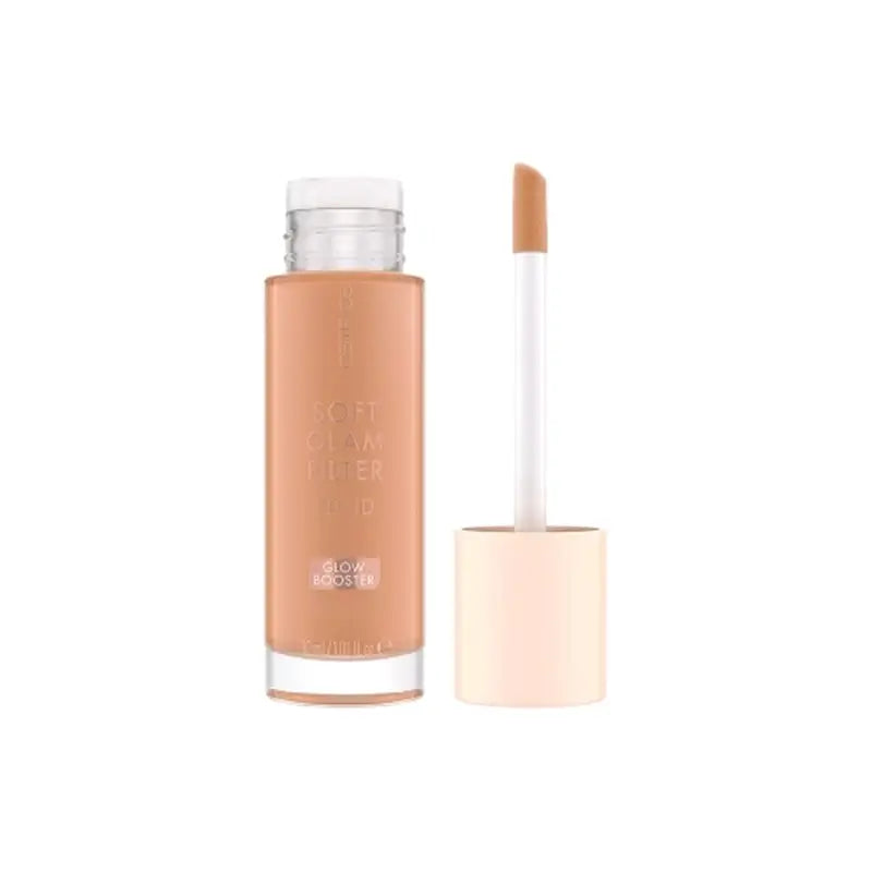 Essence Fluide filtrant lumineux Soft Glam 030