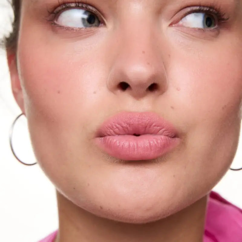 Essence Mousse à lèvres Juicy Matte 03, 2,7 ml
