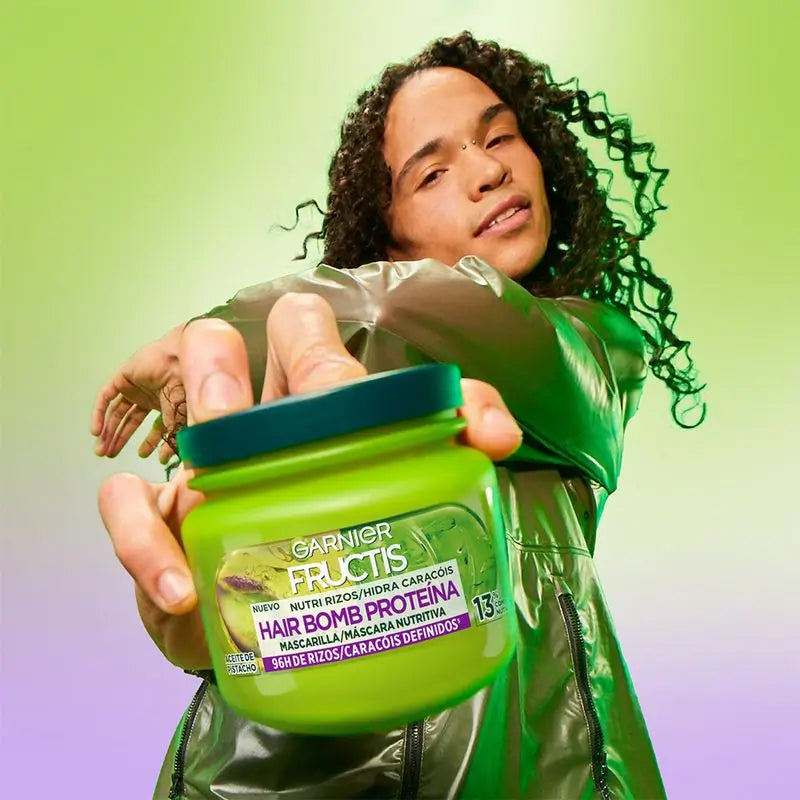 Garnier Fructis Nutri Curls Hair Bomb Masque capillaire nourrissant aux protéines et à l'huile de pistache 320 Ml.