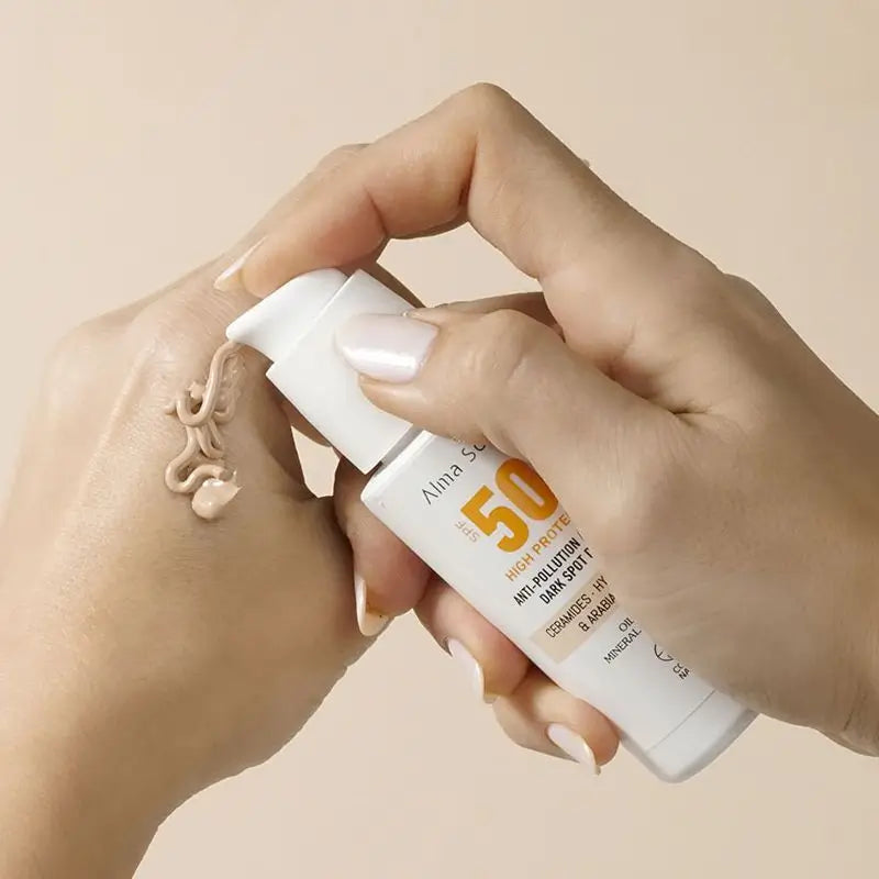 Alma Secret Solar Facial Natural Sunscreen Spf 50 With Ceramides, Anti-Blemish And Oil-Free (Colour : Sand)