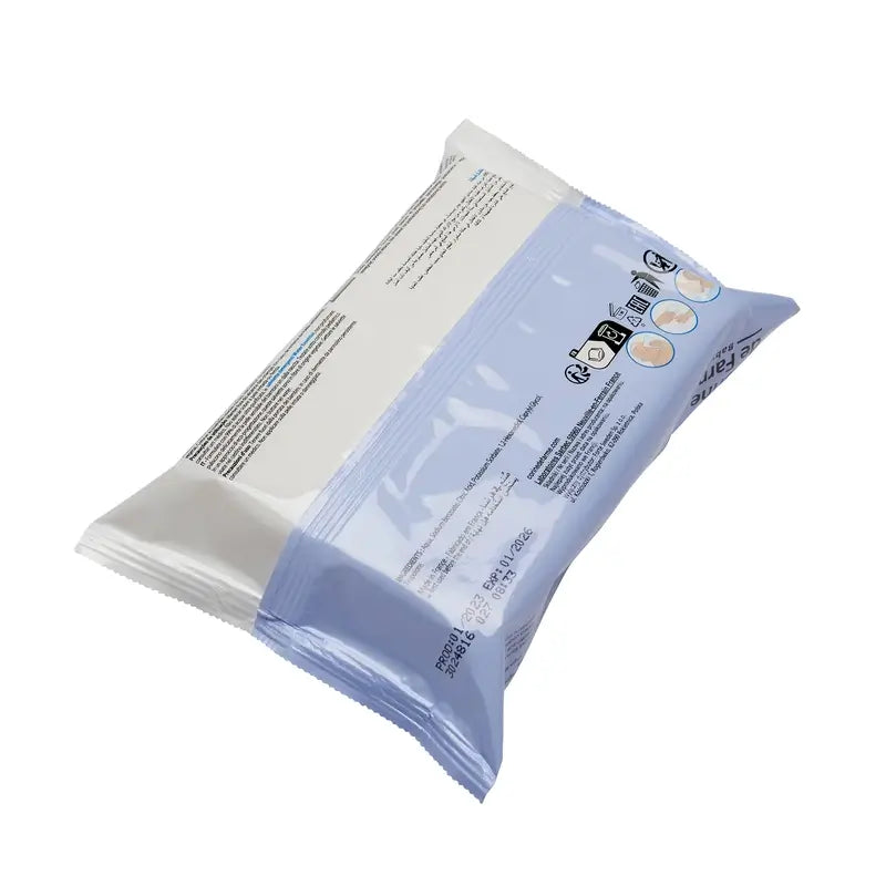 Corine De Farme Lingettes biodégradables essentielles à l'eau, 70 pcs.