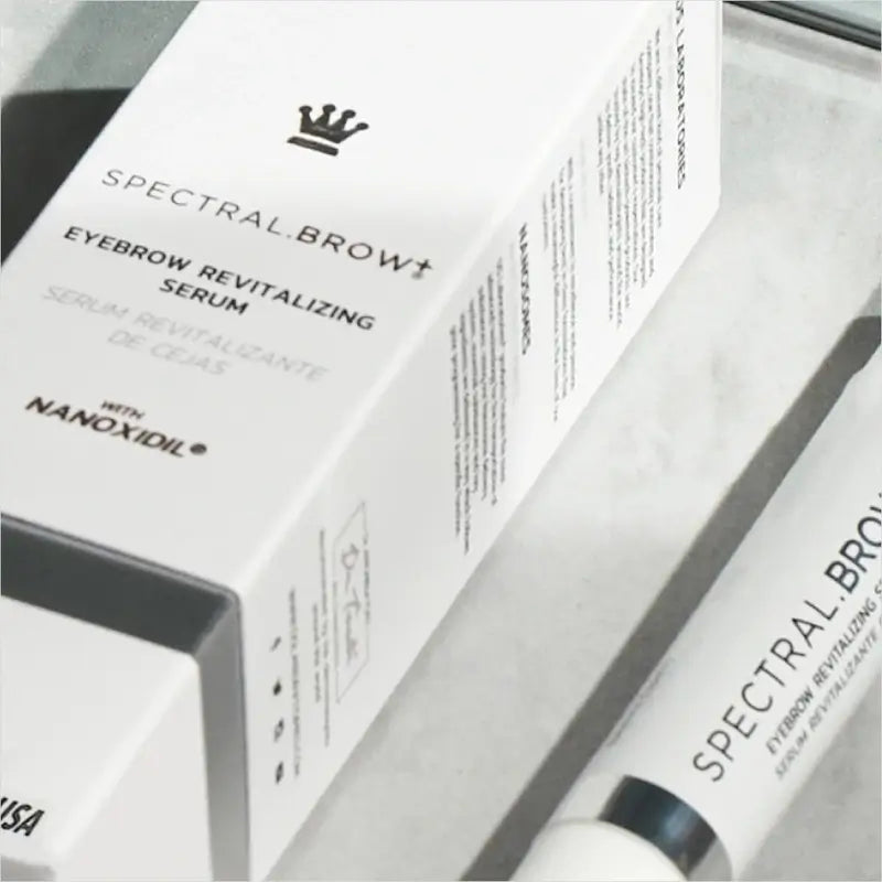 Ds Laboratoires Spectral Brow Sérum revitalisant pour les sourcils, 4 ml