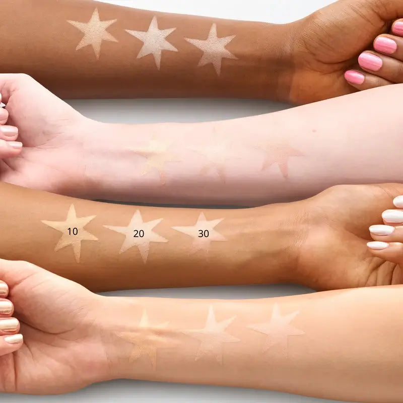 Essence Soft Touch Illuminator Bouncy Glow 30 , 4 gr