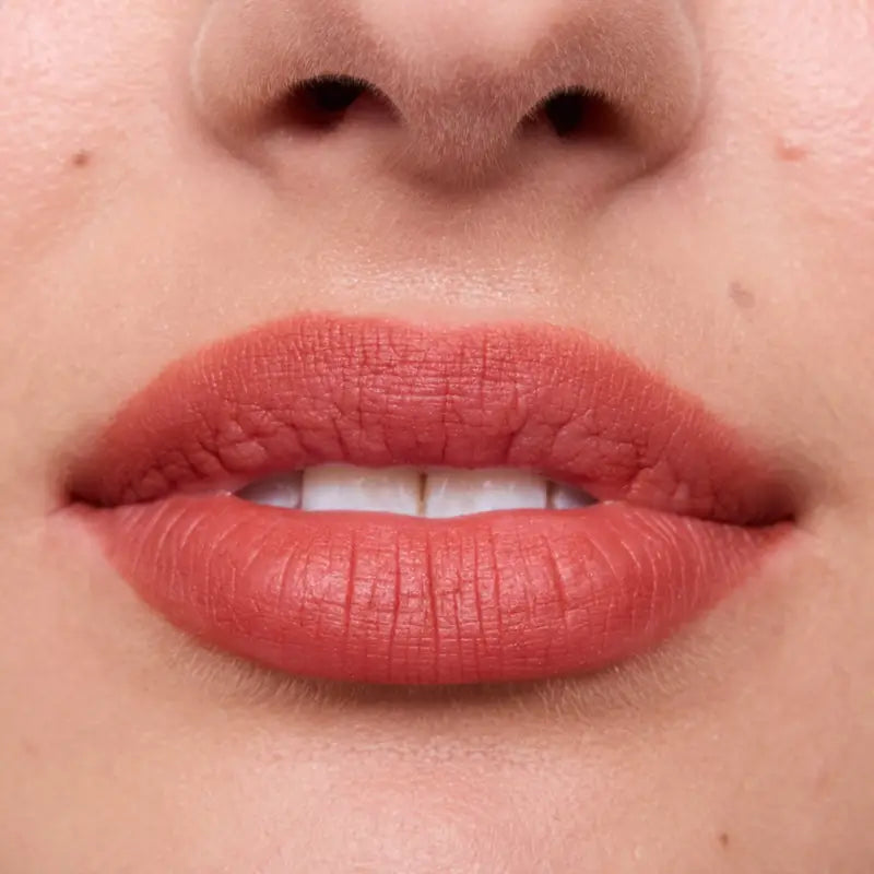 Essence Mousse à lèvres Juicy Matte 01, 2,7 ml