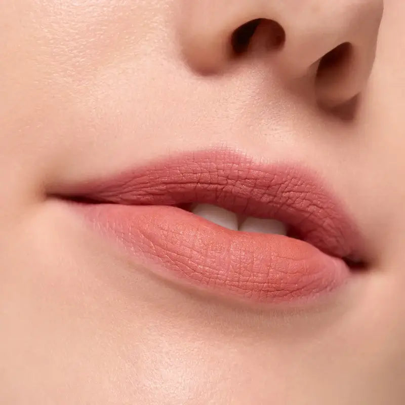 Essence Rouge à lèvres mat et crémeux Blur Soufflé 02, 3,6 ml