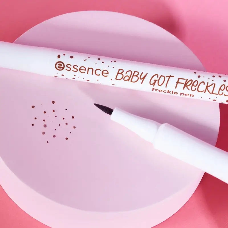 Essence Crayon Taches de rousseur Baby Got Freckles 10, 1 ml