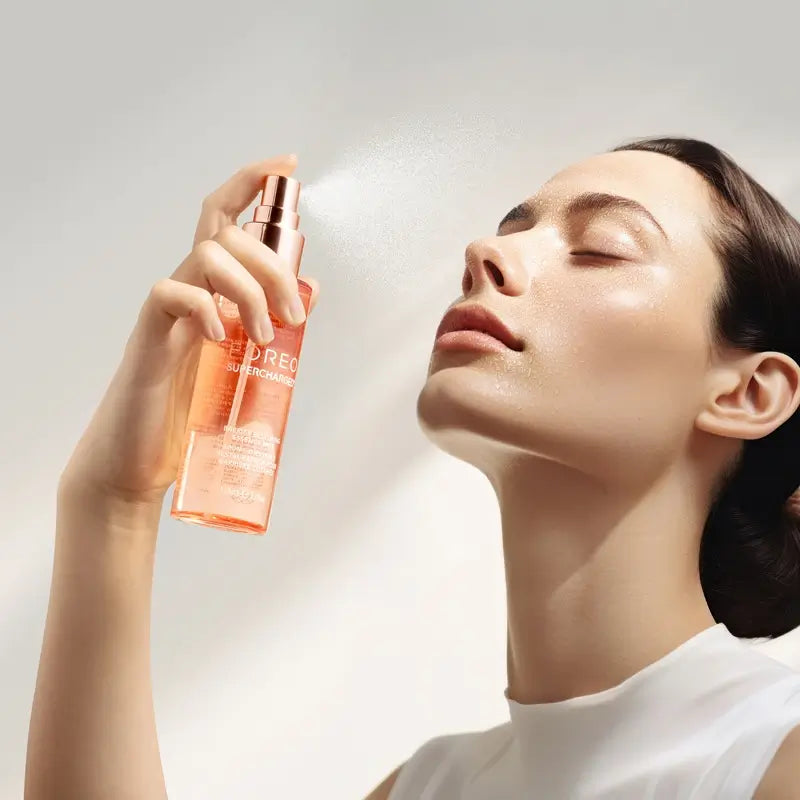 Foreo Supercharged™ Barrier Restoring Essence Mist (brume d'essence réparatrice)