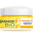 La crème de jour éclaircissante Garnier à la vitamine C nourrit, corrige les rides et redonne de l'éclat jour après jour.