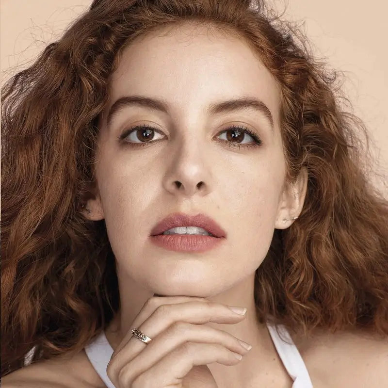 Maybelline New York Fit Me Matte and Pore Refiner Foundation : Pour les peaux normales à grasses, nuance 120 Classic Ivory, 30ml