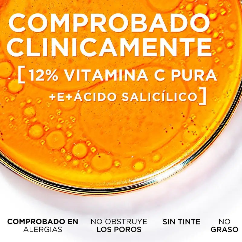 L'Oréal Paris Revitalift Clinical Serum [Wrinkle-Tone-Pores] avec 12% de vitamine C pure + vitamine E + acide salicylique.