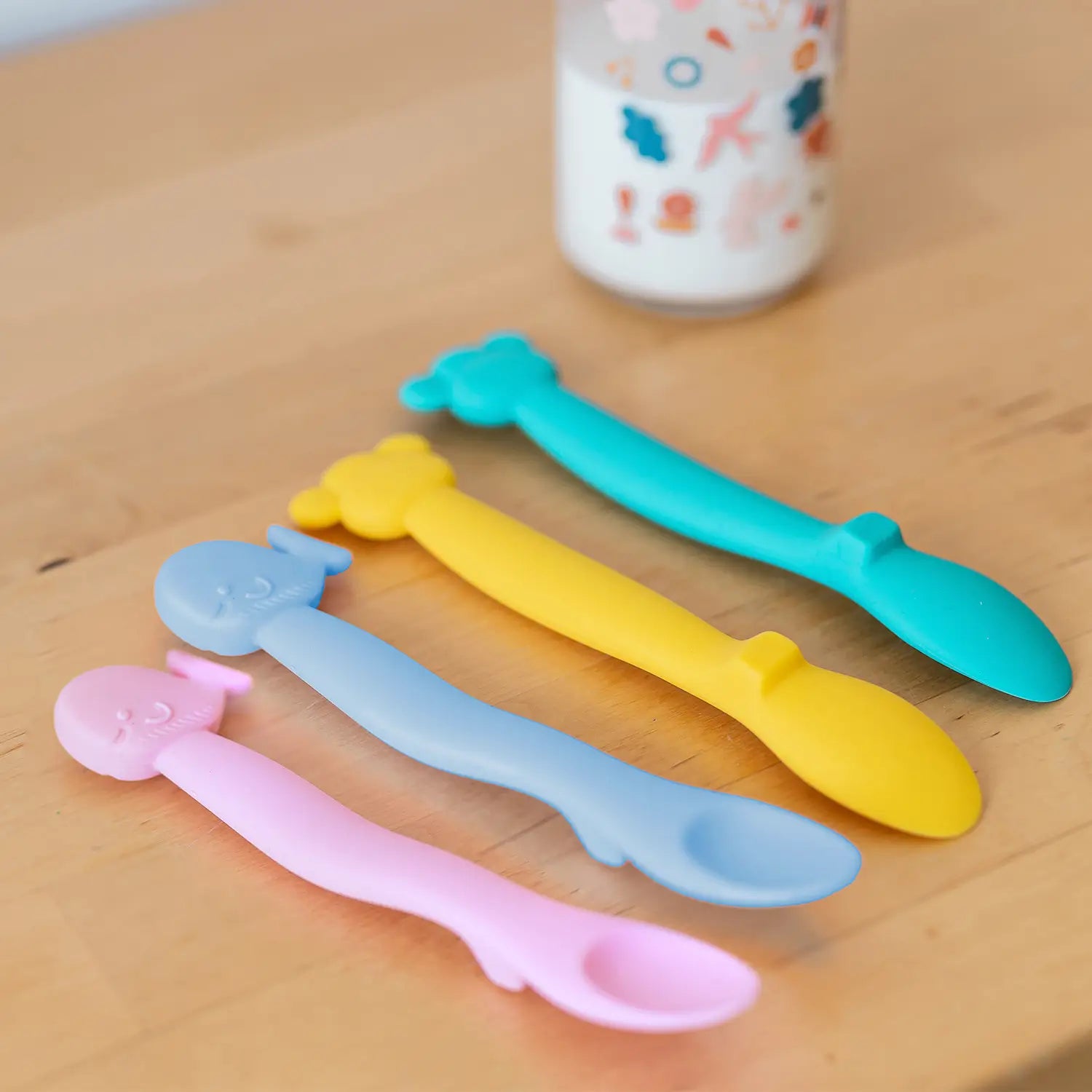 Suavinex Cuillère en Silicone pour Bébé +4 Mois, Couleur Rose